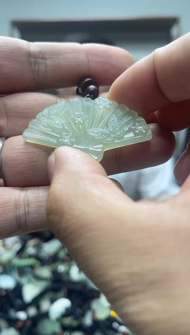 未镶嵌岫玉吊坠·