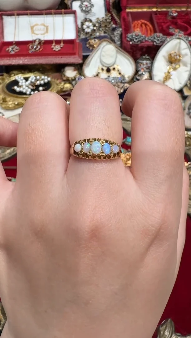 非金属无戒指，k18，13.5#，欧欧镶嵌，带证发货