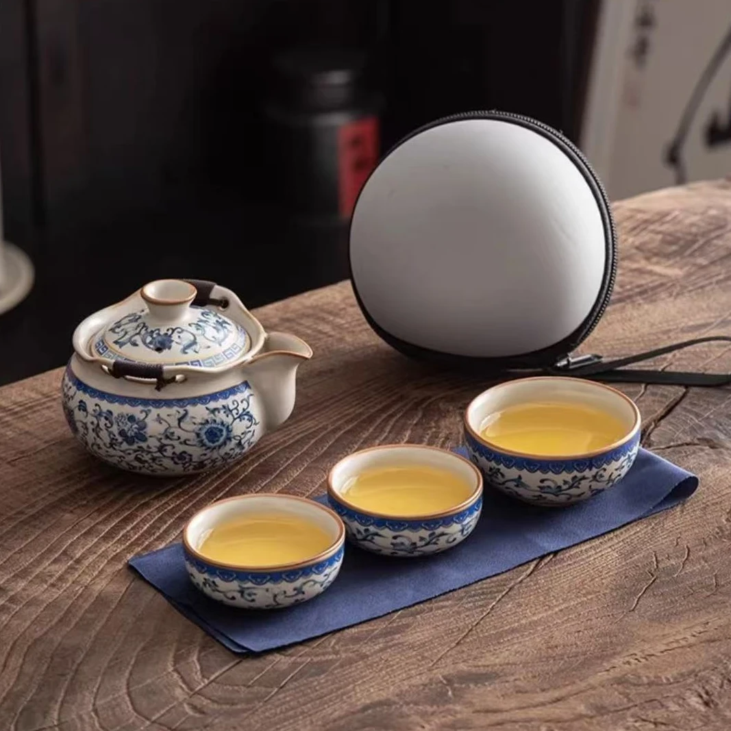 G020-青花缠枝莲手抓壶旅行茶具