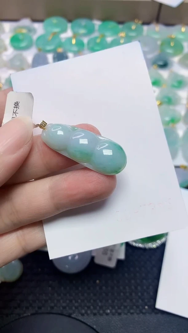 颈饰未镶嵌翡翠4534534534