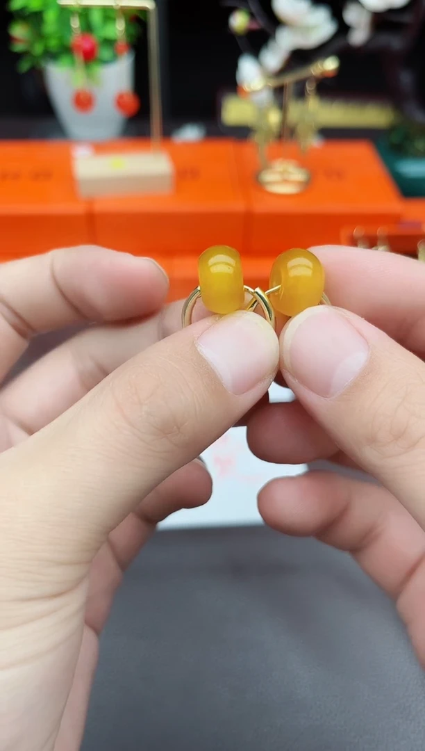 玛瑙/玉髓耳饰未镶嵌536000