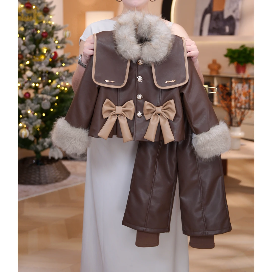 【棕】冬季女童加厚韩版连帽红格猫咪外套上衣外套裤子套装DC40752