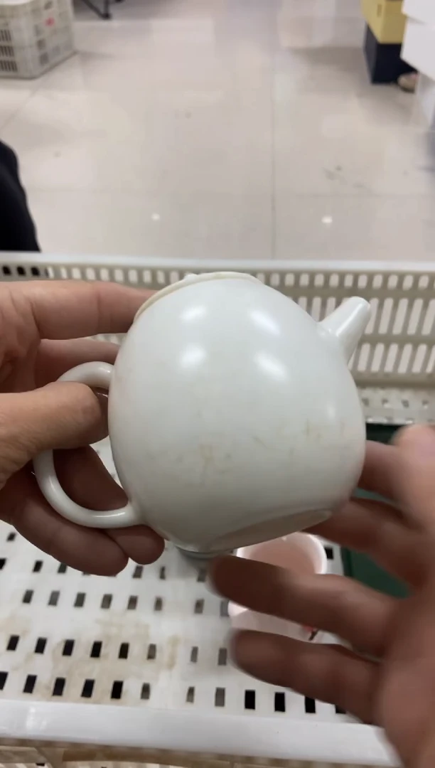 杯无运费险有瑕疵的摄影的产品有使用过的痕迹有点脏介意勿拍