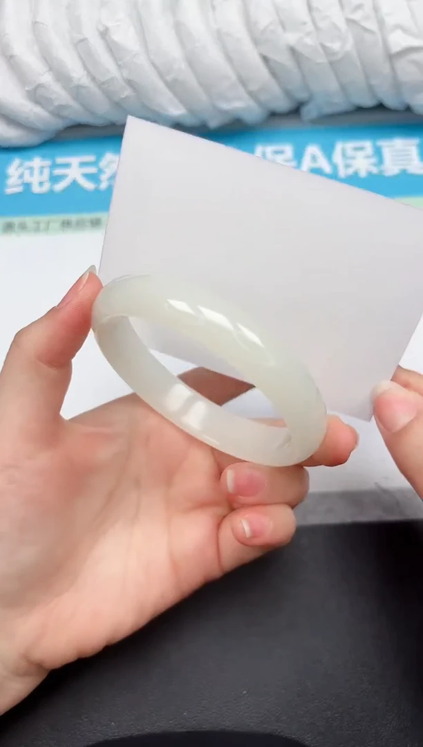 未镶嵌手镯石英质玉178-6263
