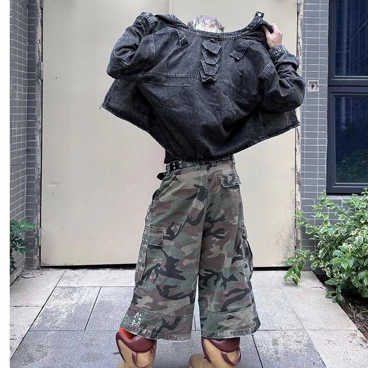 8960 外骨骼脊柱结构做旧重水洗活页机车短宽牛仔夹克