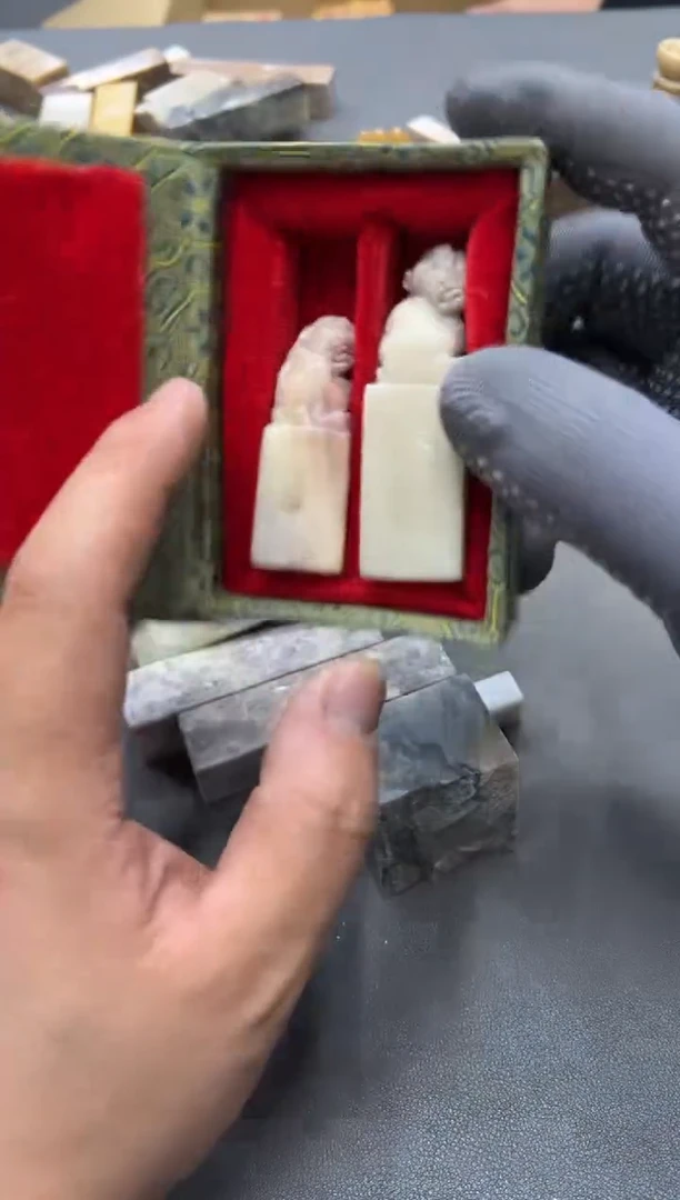 石材吴*十工艺品小四孤品收藏