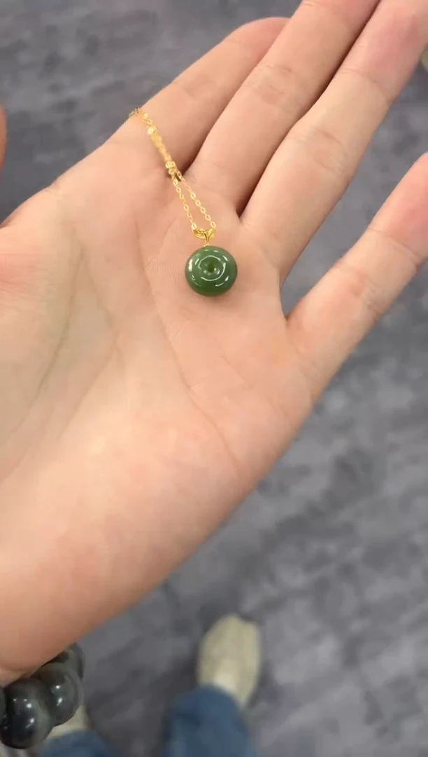 未镶嵌手串和田玉拾**生俄碧吊坠微色差