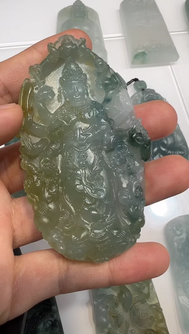 未镶嵌定制翡翠千手