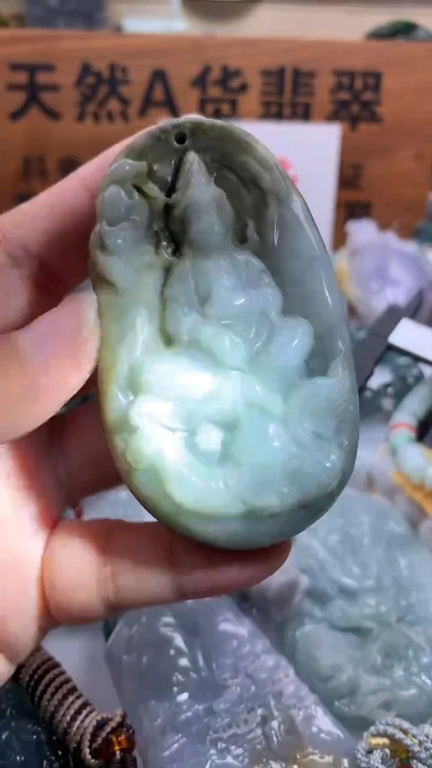 【闪购商品】翡翠颈饰未镶嵌保真天然A货翡翠