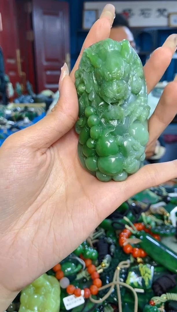 未镶嵌和田玉挂件1