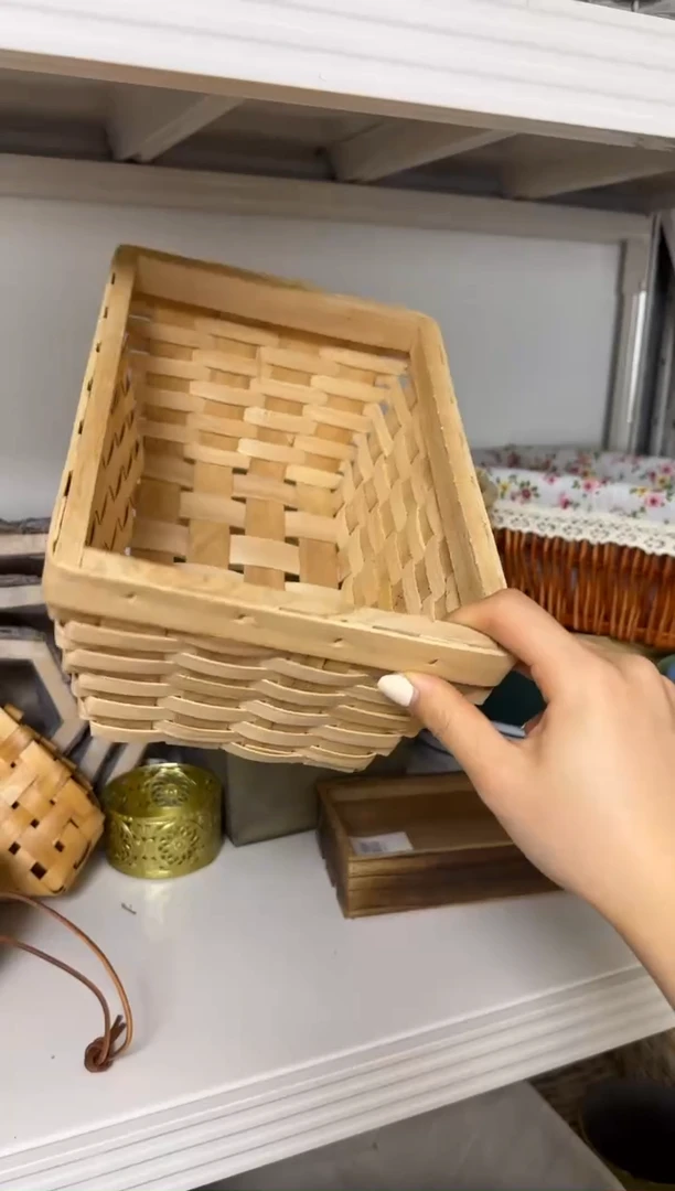 静*?微瑕捡漏水杉木长方形筐