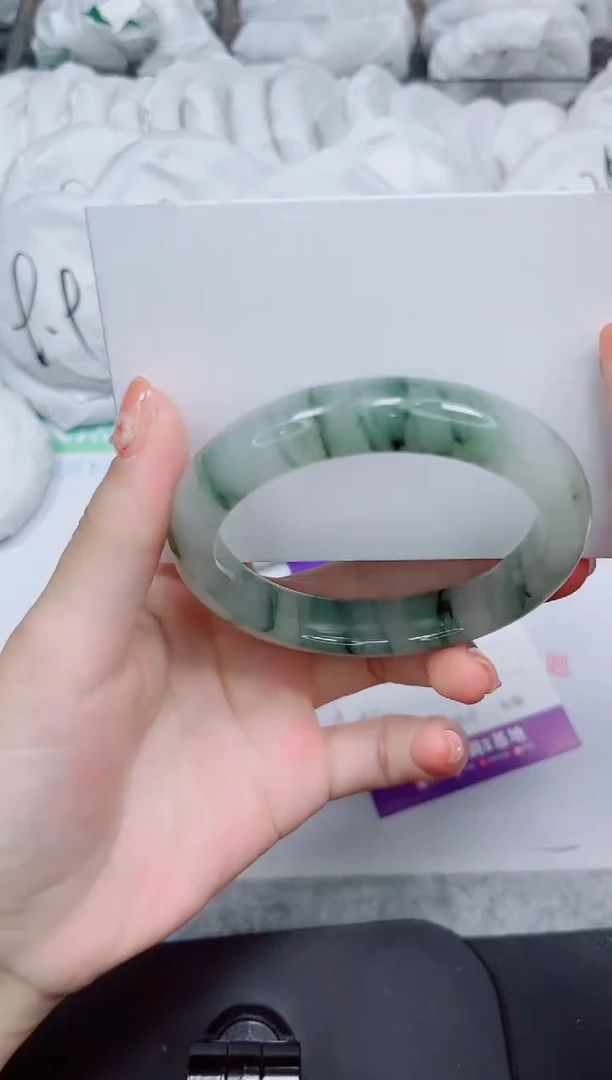 石英质玉手镯未镶嵌64-58