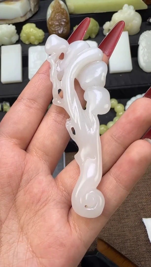 吊坠(不含链)未镶嵌和田玉吊坠