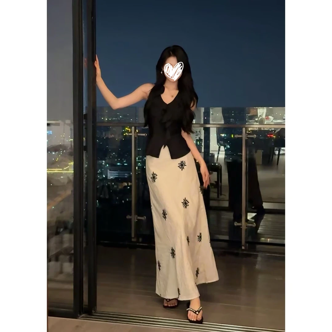 黑色无袖挂脖设计感小众衬衫女+气质风显瘦鱼尾半裙女套装1421