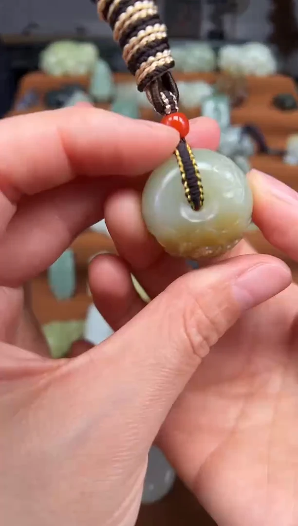 【闪购商品】和田玉颈饰未镶嵌平安牌