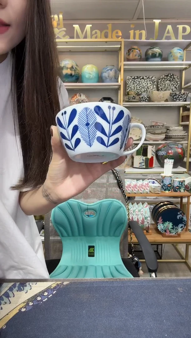 陶瓷早餐杯一只装