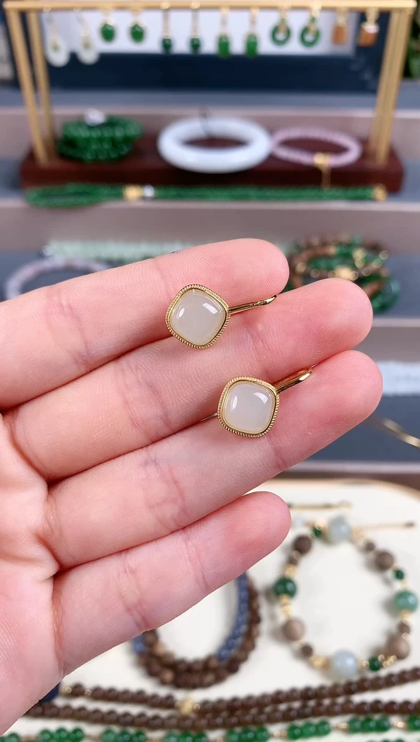 银S925镶嵌和田玉耳饰1