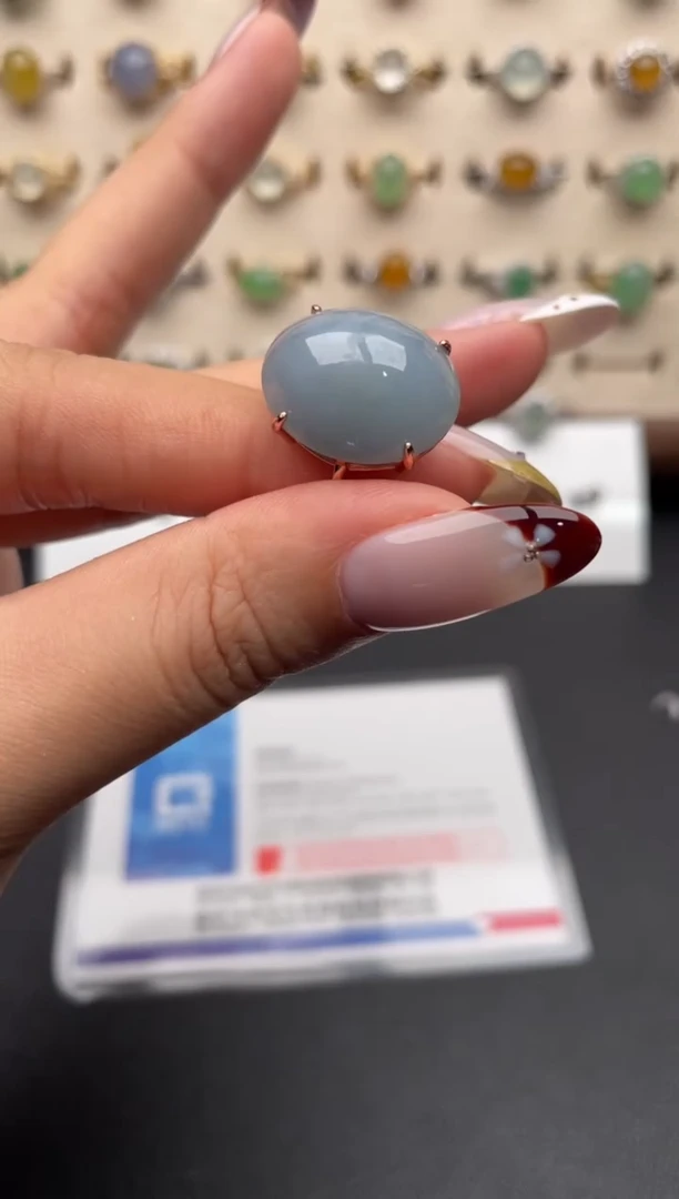 未镶嵌戒指翡翠一物一证一礼盒