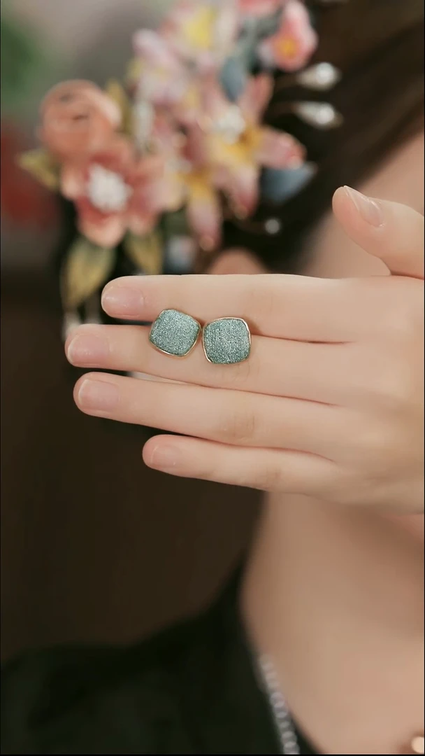 刺绣湘传礼缂丝耳钉
