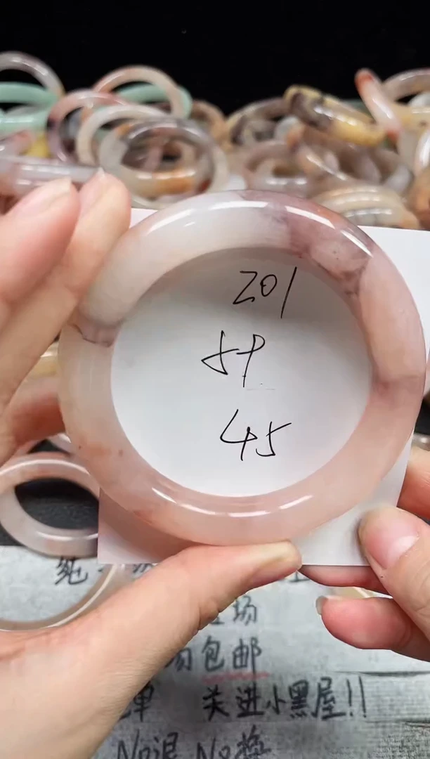 未镶嵌手镯石英质玉201