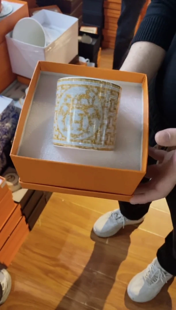 【闪购商品】杯鸿辉家品牌瓷器，京东包邮！