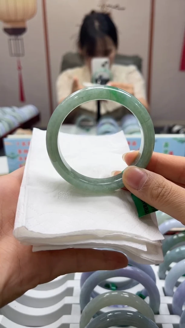 翡翠手镯未镶嵌00007484