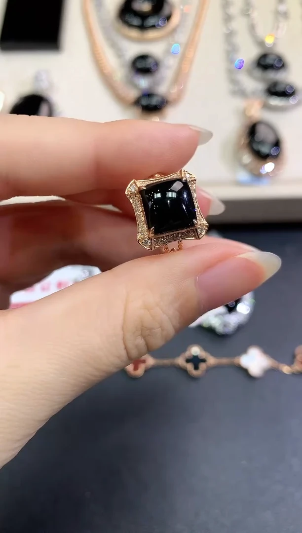 【闪购商品】翡翠戒指18K金镶嵌C89 不退换