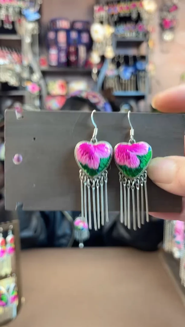 织绣民族风手工非遗老绣饰品272