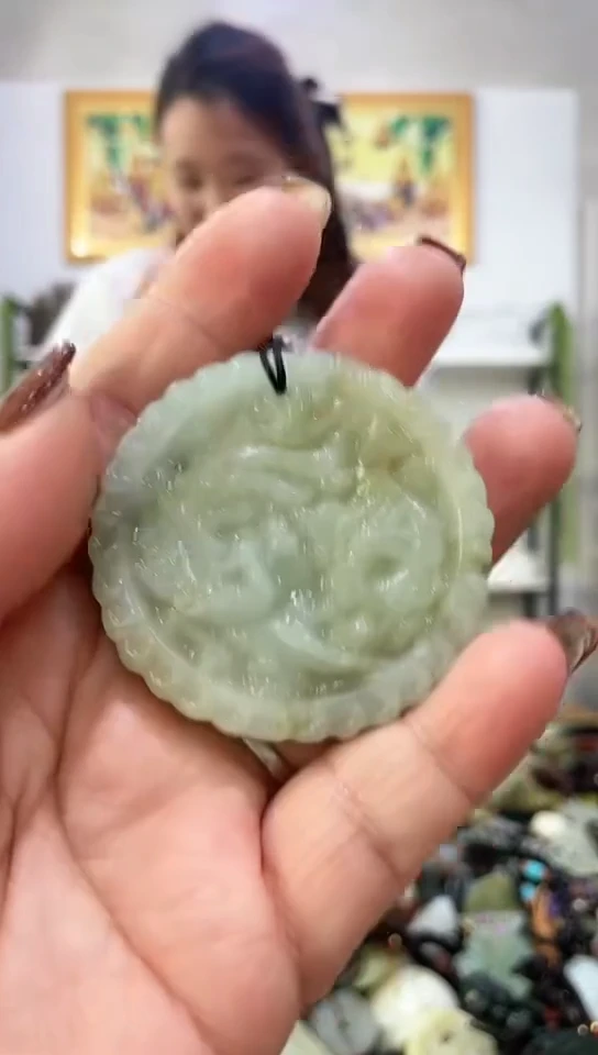 未镶嵌岫玉挂件