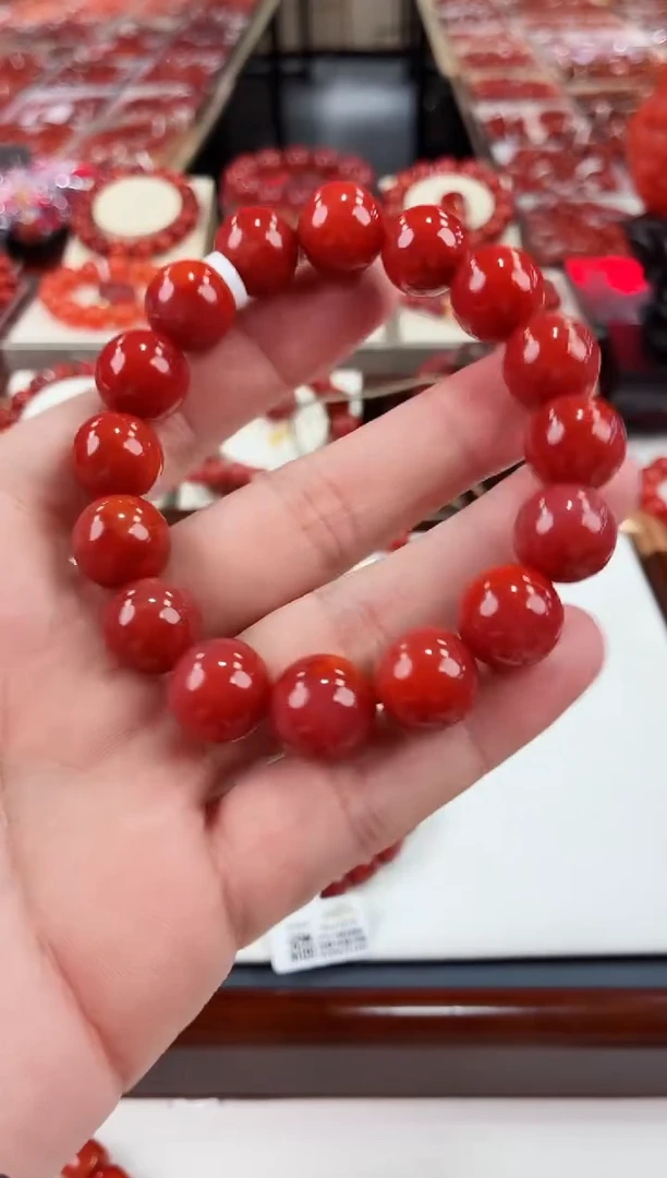 南红玛瑙瓦西手串13+未镶嵌一个/条