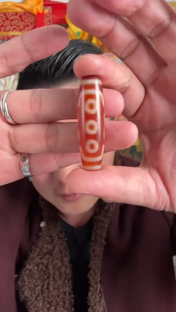 藏地次仁十眼珠珠