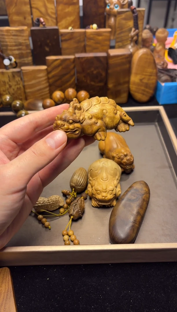 【闪购商品】楠木（金丝楠）手串/手链谛听满花雕件93