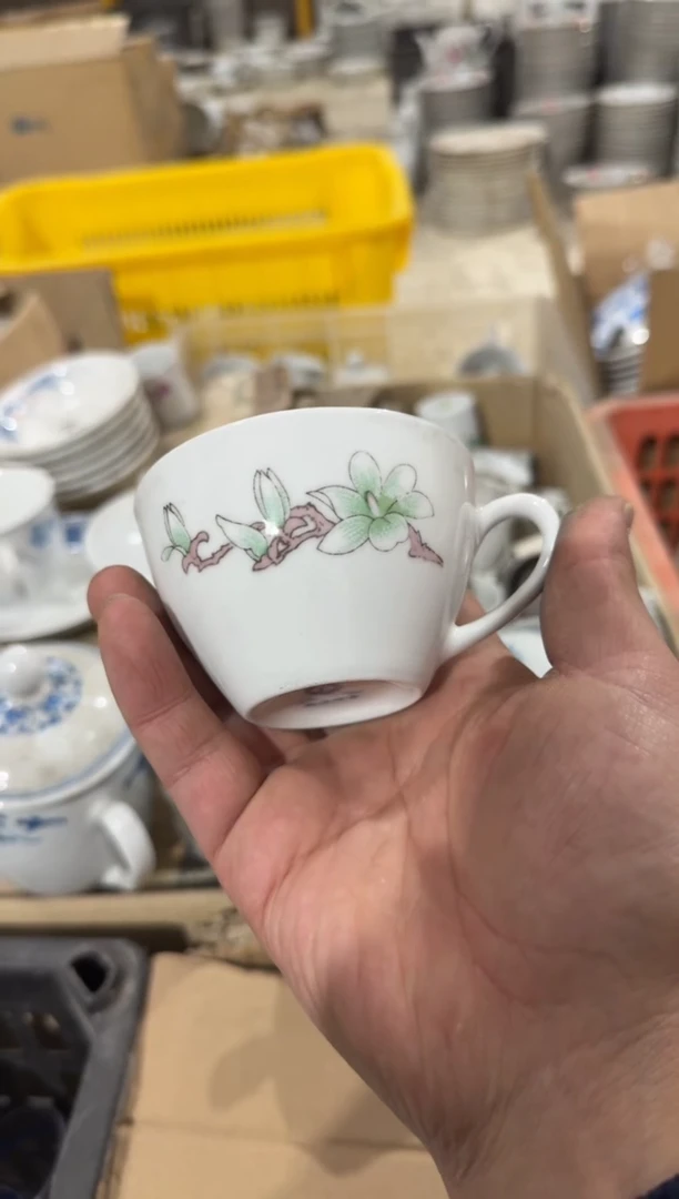 【闪购商品】摆件白玉兰杯微瑕介意勿拍