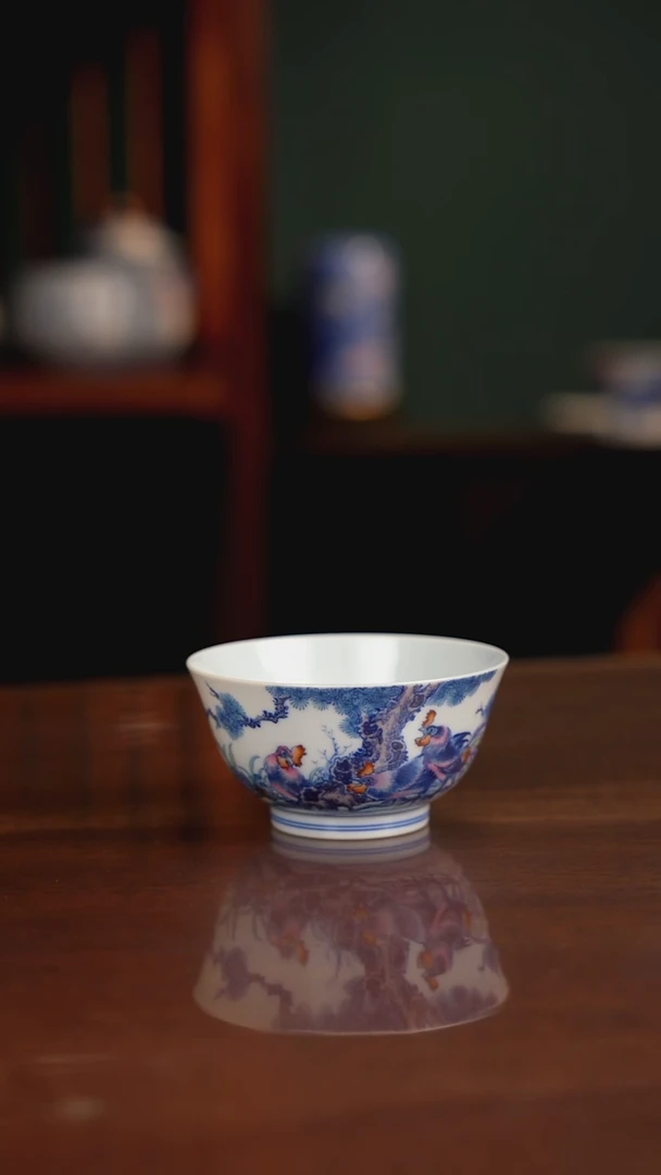 空山明月新派斗彩