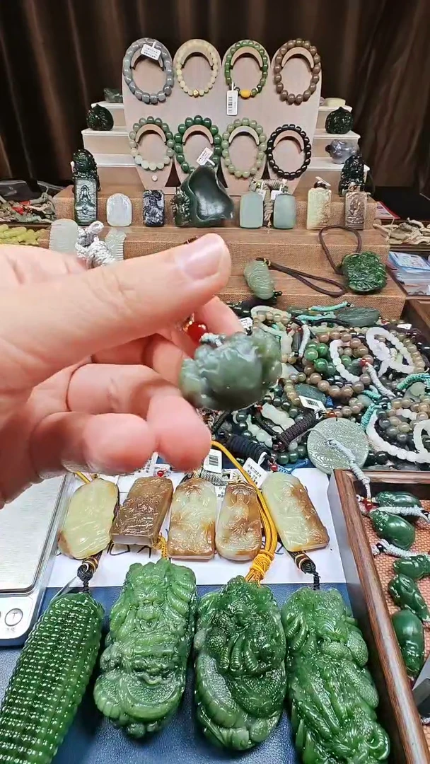 颈饰未镶嵌和田玉多样性发货拍一发一