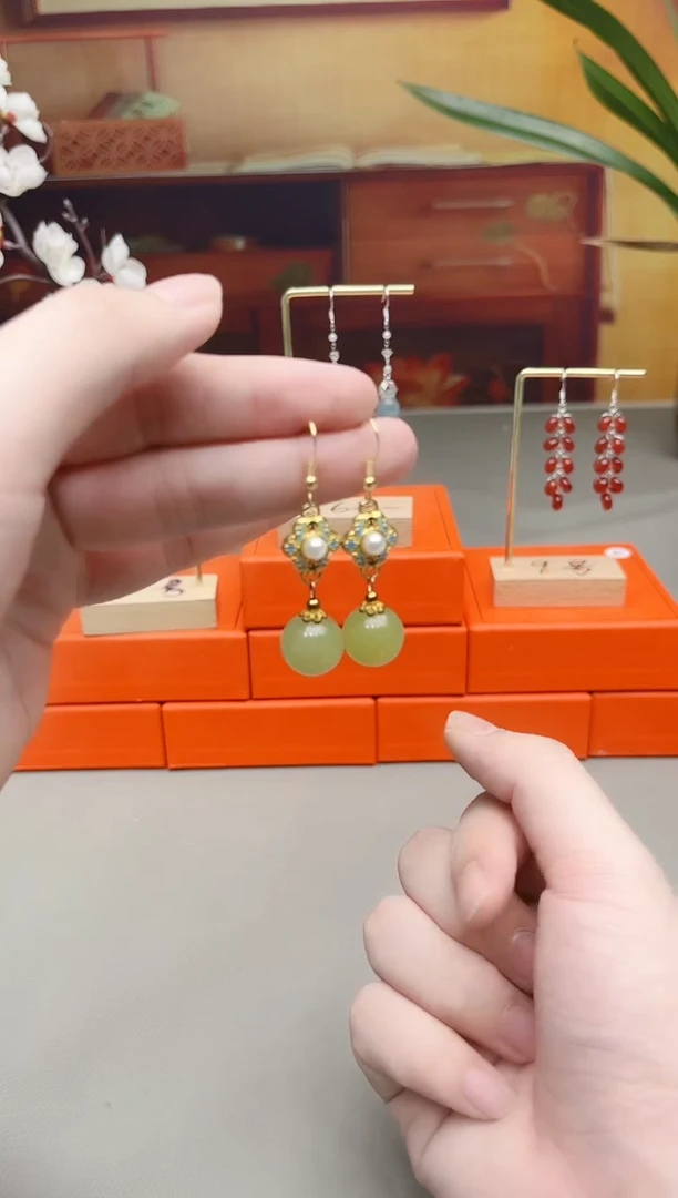 未镶嵌东陵石耳饰520