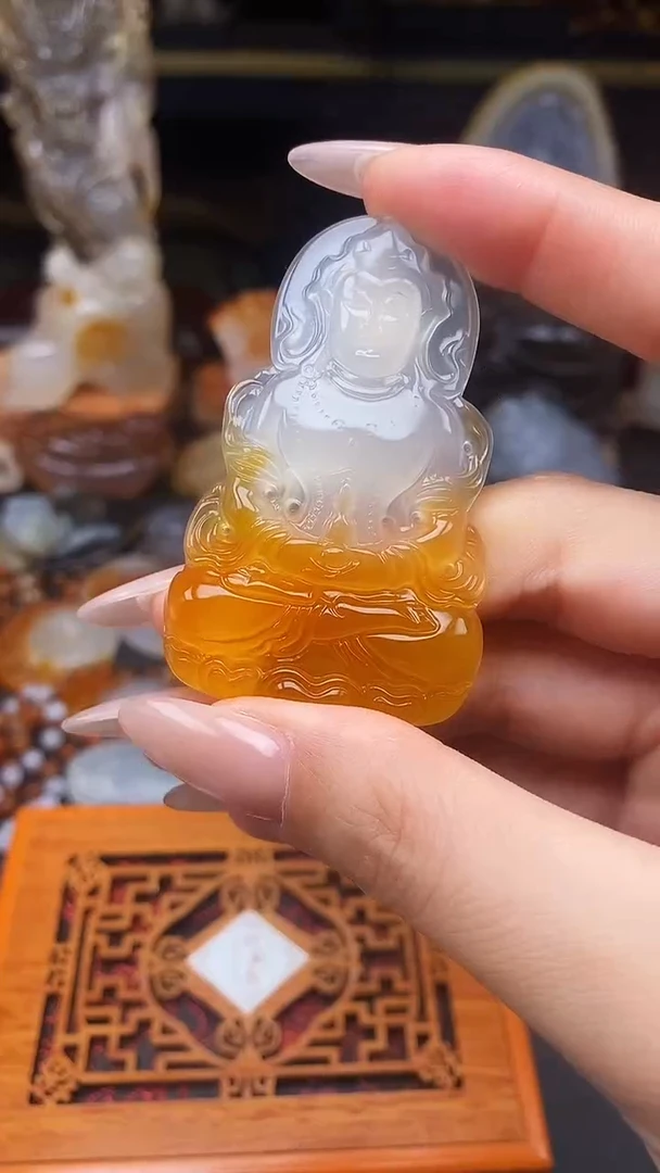 玛瑙/玉髓颈饰未镶嵌《****华ff
