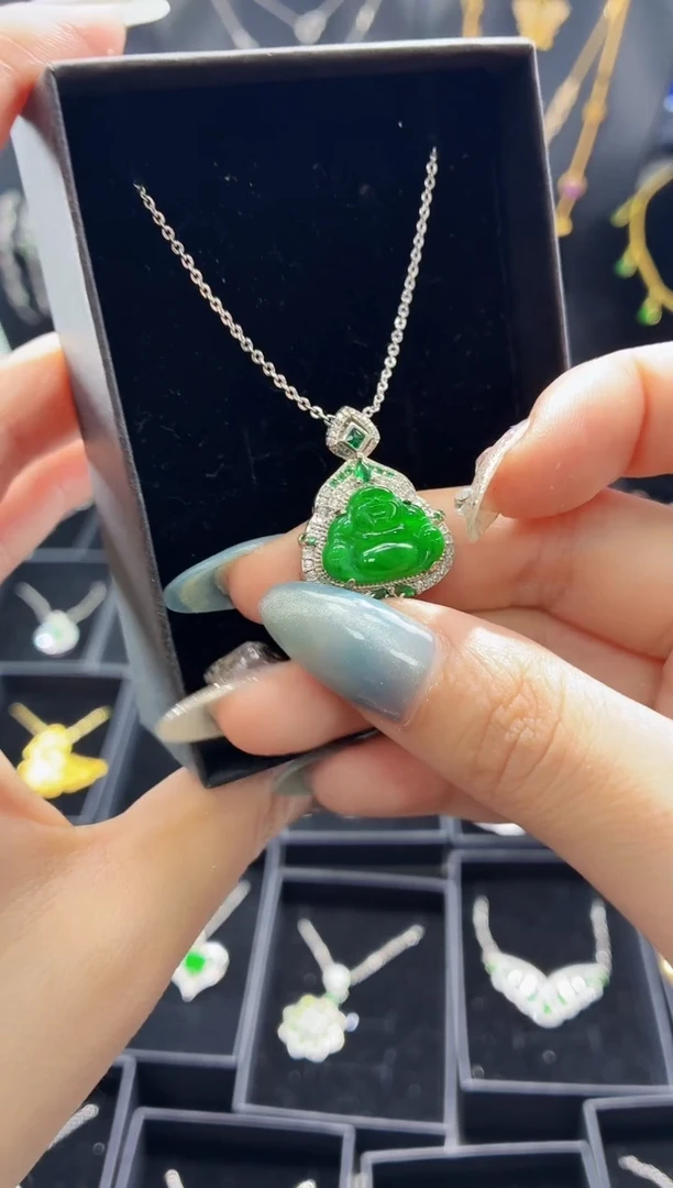 翡翠未镶嵌颈饰吊坠（不含链）