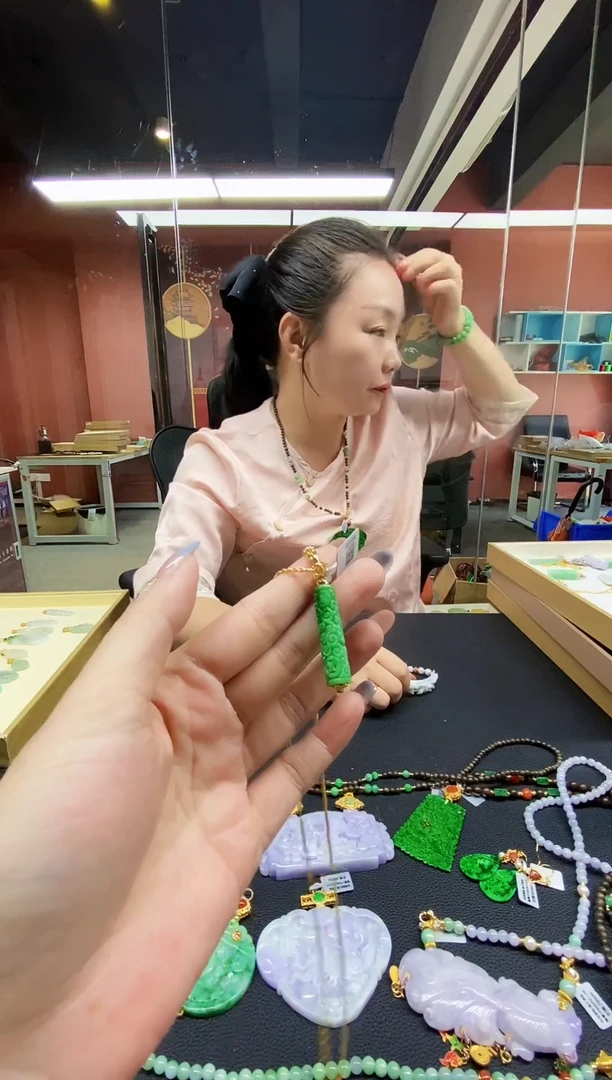 颈饰未镶嵌翡翠翡翠吊坠