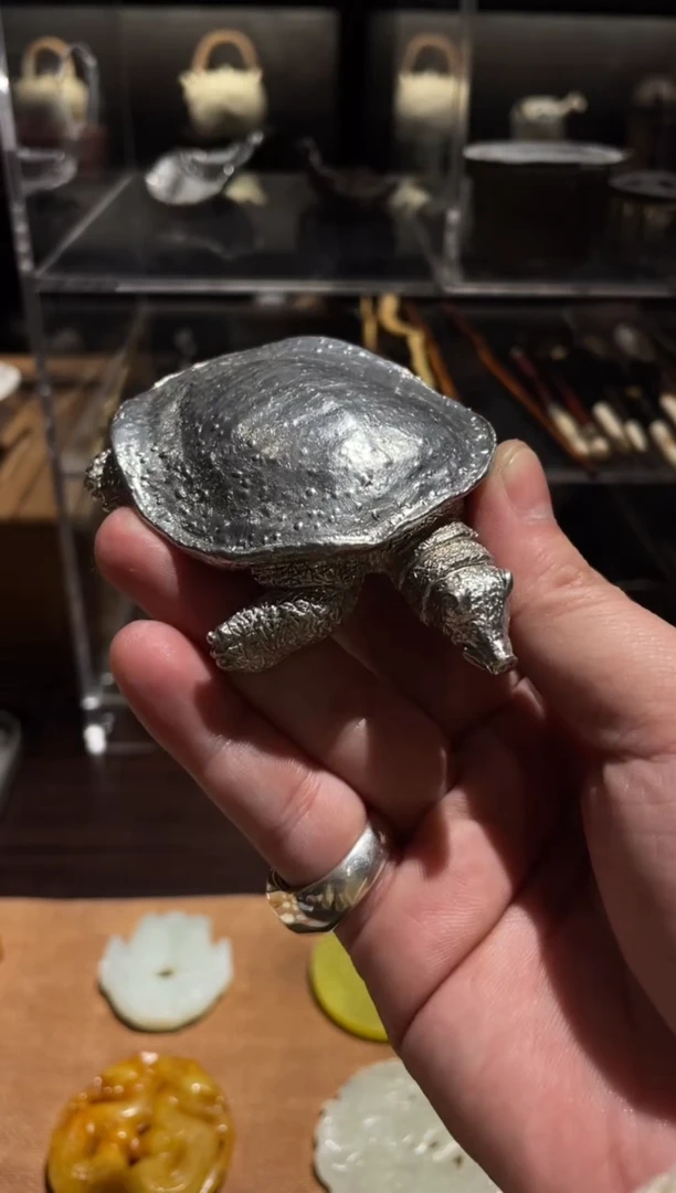 【闪购商品】0纯锡乌龟...........