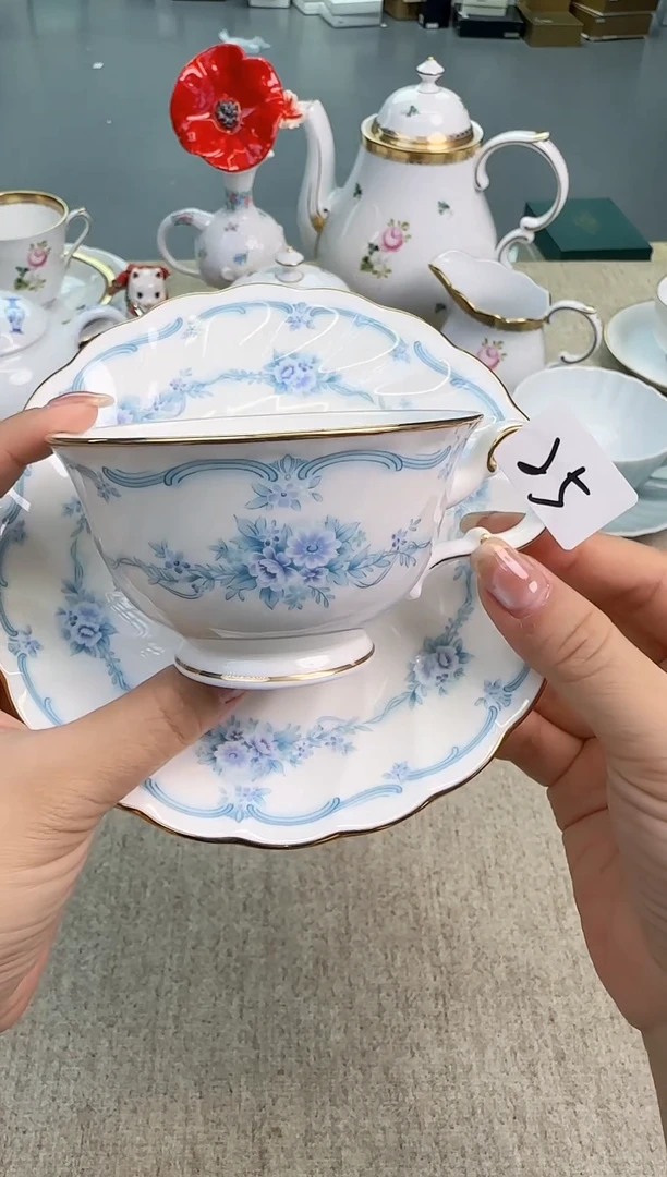 瓷片泡泡家的瓷器真好看