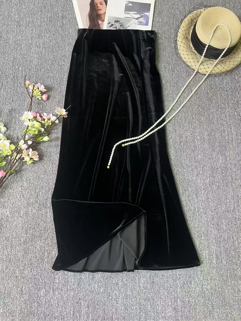 谢美丽-新中式黑色气质丝绒高腰半身裙