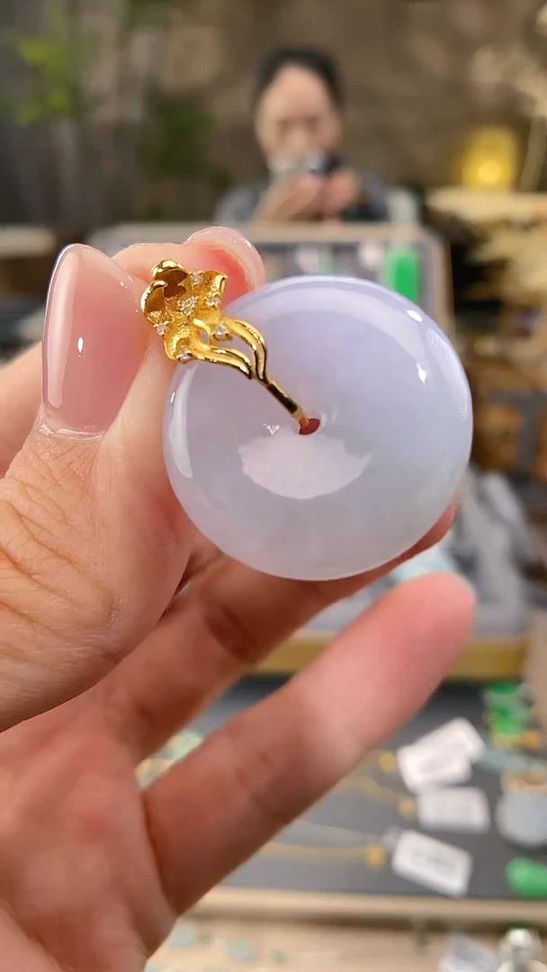 吊坠(不含链)18K金镶嵌翡翠平安扣