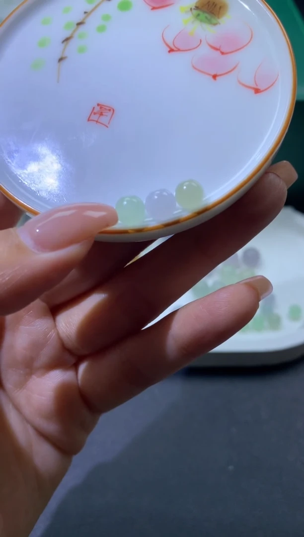 【闪购商品】定制翡翠未镶嵌珠54
