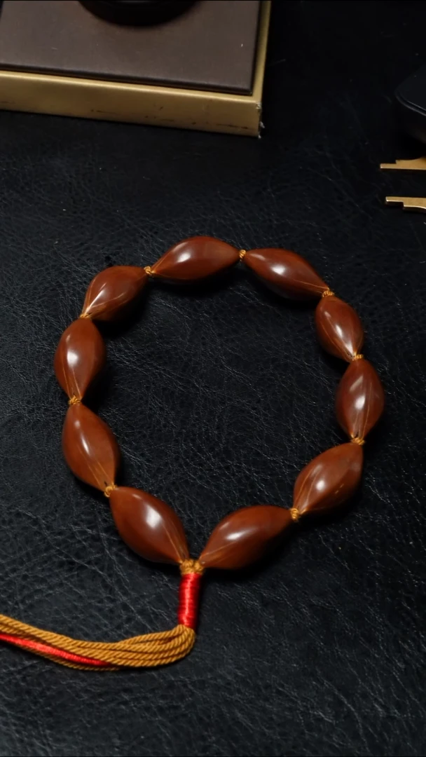 吊坠橄榄核橄榄核核雕