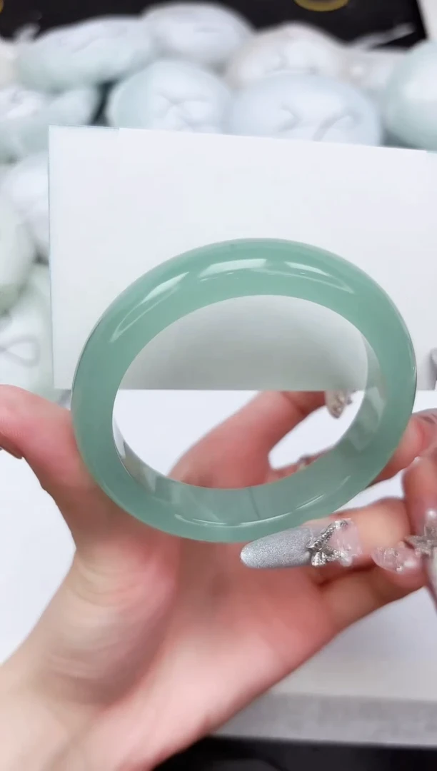 石英质玉手镯未镶嵌184-57