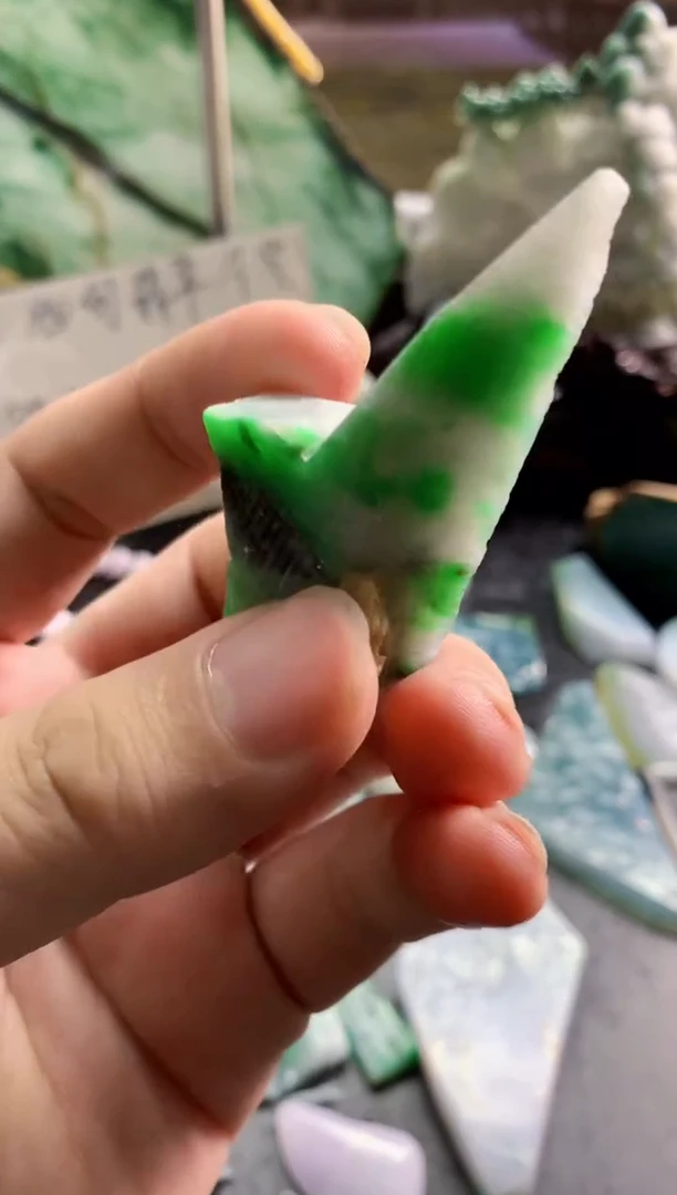 未镶嵌挂件翡翠天然缅甸翡翠A货