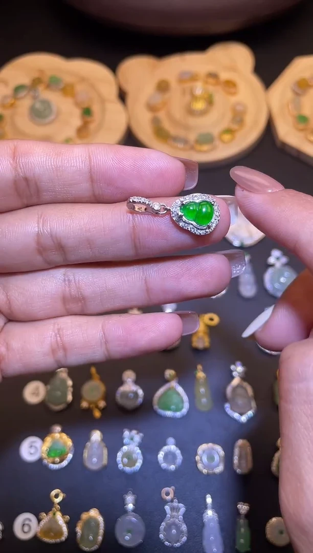 吊坠(不含链)银S925镶嵌翡翠1