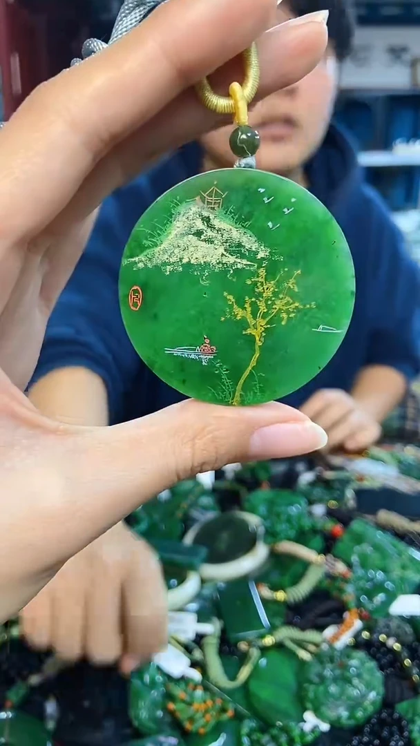 未镶嵌和田玉挂件1