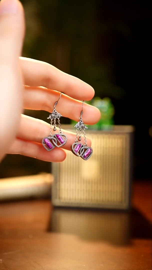 刺绣私人定制苗族手工A274